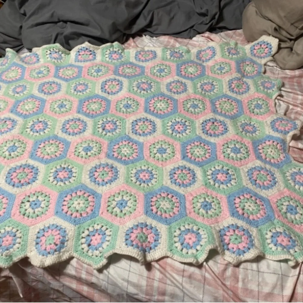 Handmade Crochet Hexagon Blanket‎ — Pastel Pink, Blue & Green